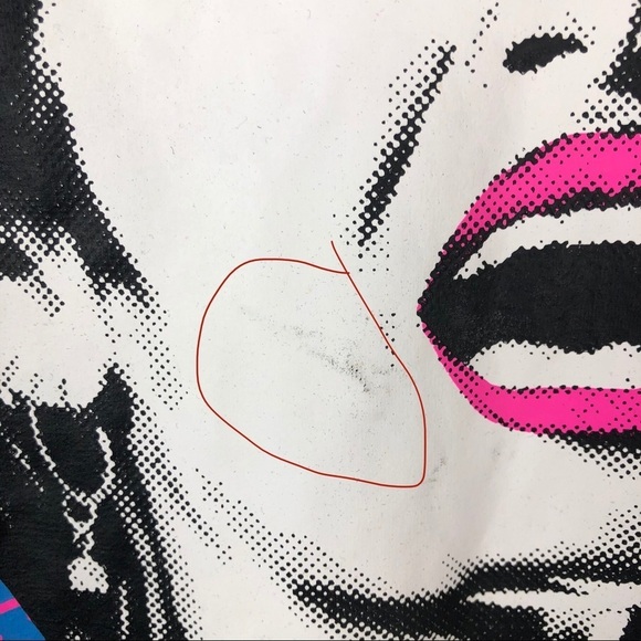 Selena- Neon retro style Selena graphic tee sz: M - Picture 6 of 8